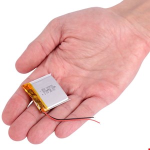 باتری لیتیوم پولیمر 600mAh 30*30*2mm 303030