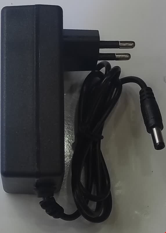 شارژر باتری لیتیوم 4 سل 16.8V 1A