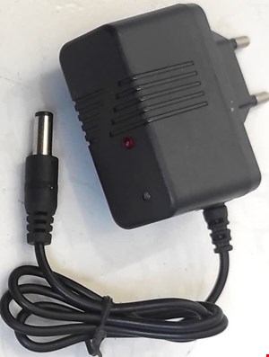 شارژر باتری لیتیومی 4.2 ولت تک سل با خروجی جریان 650mAh