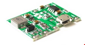 ماژول کنترل شارژ و دشارژ 2 آمپر TP4056 (باتریهای 18650) به همراه افزاینده با ورودی Micro USB
