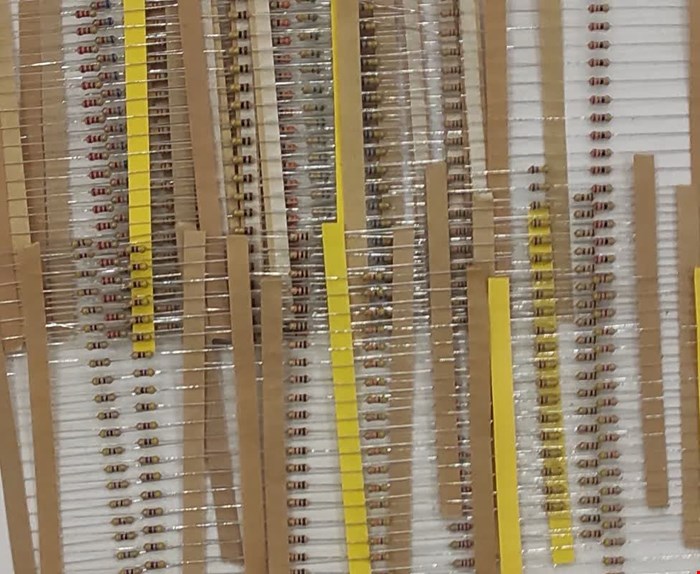 مقاومت 0.25 وات از 1 اهم تا 10 مگا اهم